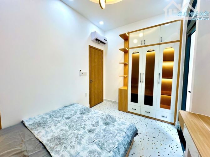 Bán nhà Huỳnh Văn Bánh Phú Nhuận, full nội thất sang xịn mịn, sổ vuông A4, nhích 5 tỷ - 3