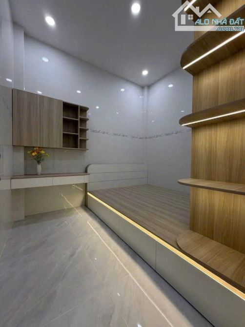 NHÀ CẤP 4 GẦN TRUNG TÂM BIÊN HÒA. CHỈ 8P ĐI XE TỚI ĐẠI HỌC LẠC HỒNG - 3