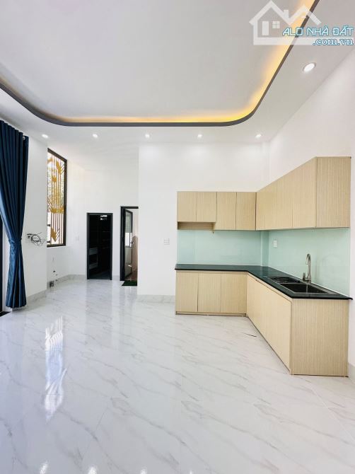 KẸT TIỀN THUONG LƯỢNG BÁN GẤP NHÀ 03 PHÒNG NGỦ CẦN THƠ 1ty550 - 3