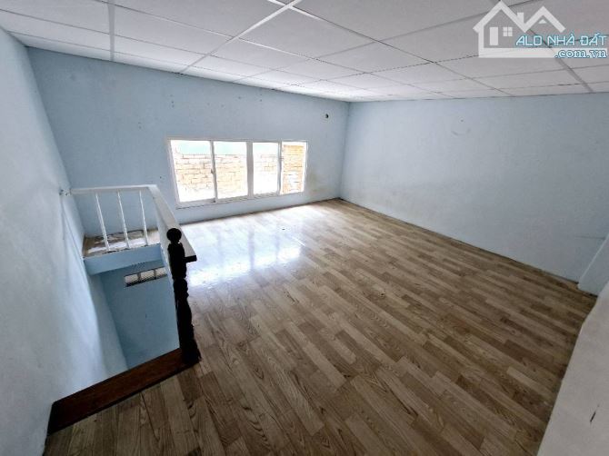 Bán nhà Lê Văn Lương Quận 7 - 2 tầng - 58m2, nhỉnh 4 t/y - 2