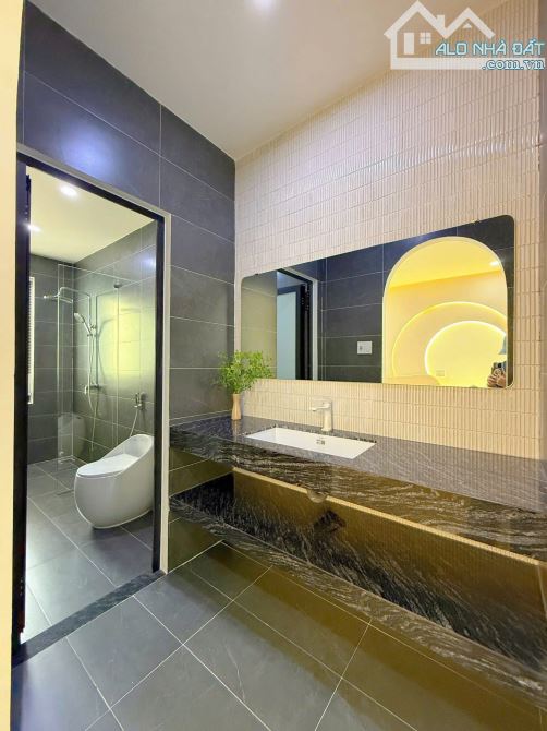 NHÀ ĐẸP KIỆT RỘNG DƯƠNG ĐÌNH NGHỆ - CÁCH MẶT TIỀN CHỈ VÀI BƯỚC CHÂN - 3