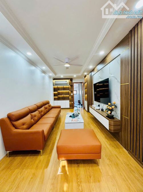 🏡 BÁN NHÀ MẶT ĐƯỜNG – MỚI XÂY – THANG MÁY – Ô TÔ TRÁNH – THANH TRÌ 🚗 - 3