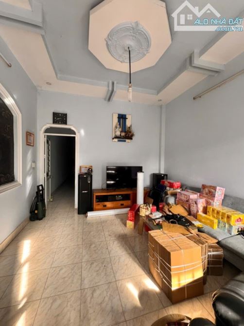 SIÊU PHẨM - ĐƯỜNG NHỰA 6M XE HƠI ĐẬU TRONG NHÀ - 226M2 - FULL TC CHỈ 9 TỎI TL - 3