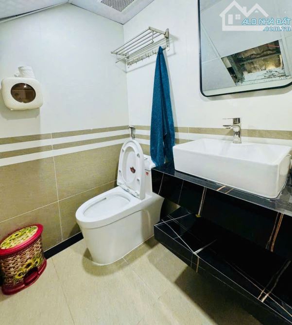 Cần bán ACC nhà mặt tiền, cách Hồ Xuân Hương, Chợ đêm Đà Lạt 300m - 3