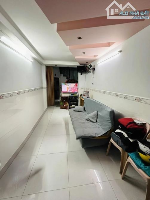 BÁN NHÀ ĐẸP QUẬN 3 - 5 TẦNG - HẺM XE HƠI - CÁCH MẶT TIỀN VÀI BƯỚC - VỊ TRÍ KINH DOANH ĐỈNH - 3