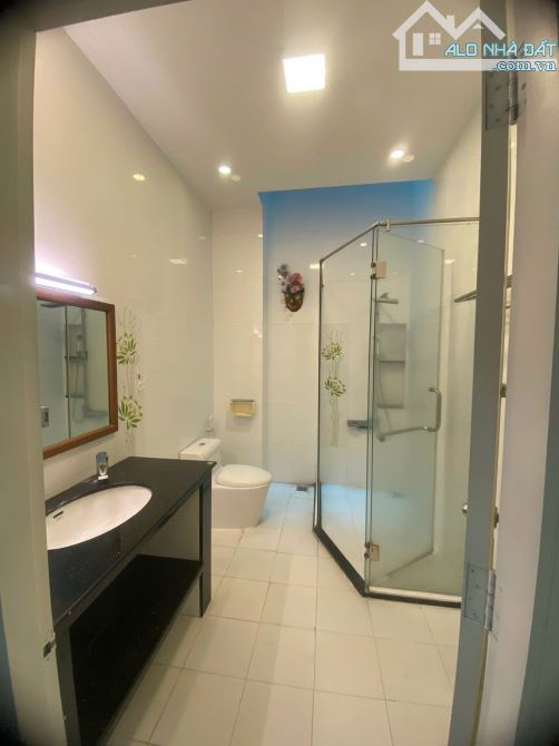 Cho thuê Villa phường A Khánh, kế bên trường học Nguyễn Hiền, CC Bộ Công An - 3