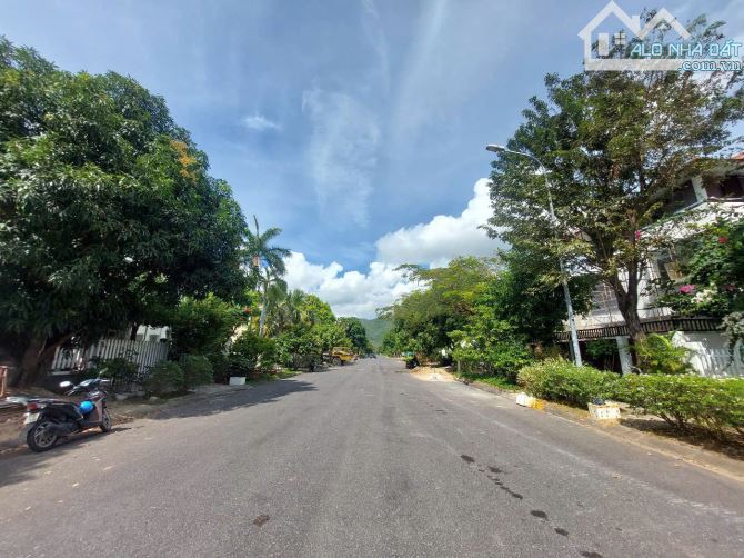 Lô đất biệt thự An Viên 180m2. Hướng Tây Bắc.  Đường 1D cách biển  80m , đường lớn 21m - 3