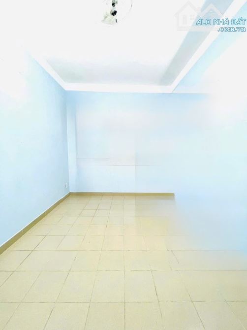 NHÀ 4 TẦNG – QUẬN 10 – DÒNG TIỀN SẴN – VỊ TRÍ VÀNG ĐIỆN BIÊN PHỦ - 8 TỶ HƠN. - 3