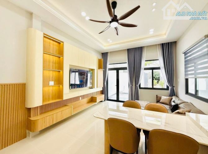 🏡 CHO THUÊ NHÀ NGUYÊN CĂN - HẺM PHẠM NGŨ LÃO  ✨ Nhà mới xây 100% - Full nội thất cao cấp - 3