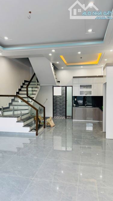 ❌ Độc lập, oto đỗ cửa, tại Bạch Mai,Hồng Thái,   ngay sau UBND Xã Bạch Mai ✔️ DT 50m2* 3 t - 3