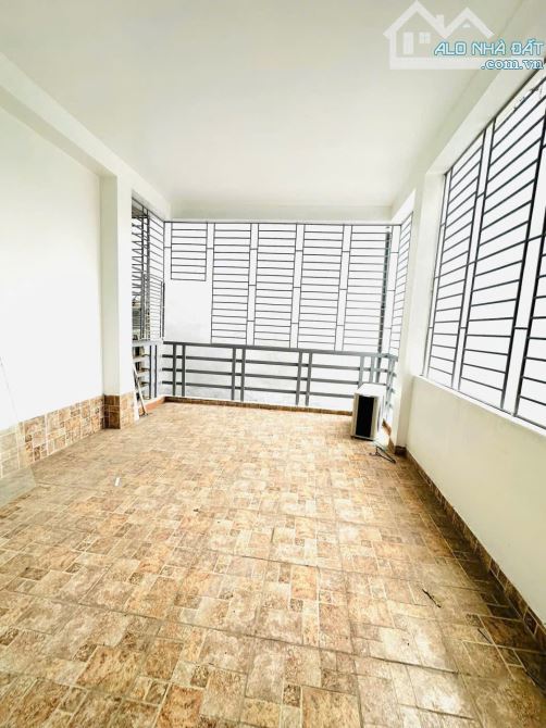 Cổ Nhuế – 39m² – 4 Tầng – MT 3.9m – Nhà Đẹp Ở Ngay – 6.3 Tỷ - 3