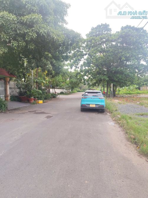 Bán lô đất biệt thự cực đẹp Lê Hữu Kiều, P. Bình Trưng Tây Q2. DT 16,5x24,5M. Giá 130tr/m2 - 3