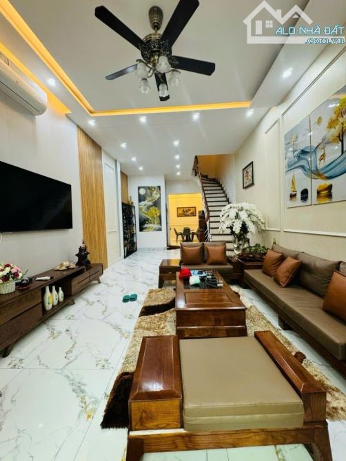TRƯỜNG CHINH - ĐỐNG ĐA - 82M - 25 TỶ - Ô TÔ ĐỖ CỬA - THANG MÁY - KINH DOANH ĐA DẠNG - 3