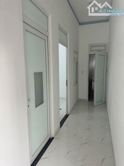 Bán nhà 2 mặt tiền Nguyễn Tuân - Tân Thành - Đăk Lăk - 3
