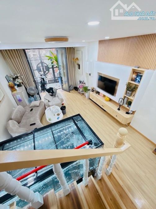 Bán Nhà Gò Vấp - Hẻm Xe Hơi - 2 Tầng - 64m2 - Ngang 4m - Chỉ Nhỉnh 5 Tỷ - 3