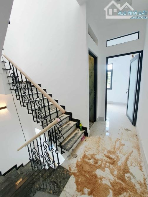 NHÀ 3 TẦNG 40M2 (4X10) XÂY MỚI 100%. HẺM 5M Ô TÔ THÔNG ĐƯỜNG CHIẾN LƯỢC, BTĐA, BÌNH TÂN. - 3