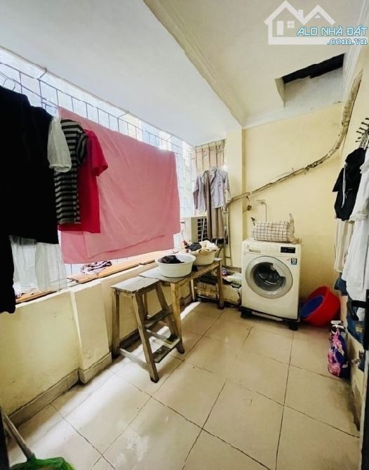 🌸 5 TẦNG CẦU GIẤY - NHÀ ĐẸP PHÂN LÔ - SỔ VUÔNG BÁNH CHƯNG - NGÕ RỘNG THOÁNG - NHỈNH 8 TỶ - 3