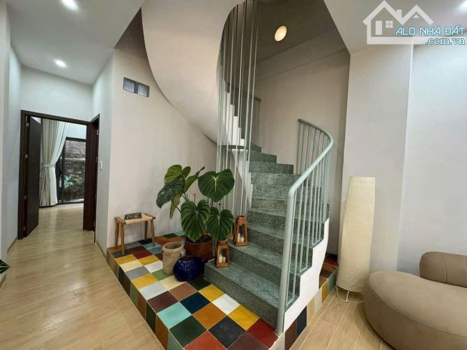 Nhà 3 tầng, kiệt Đoàn Hữu Trưng, gần nhà thờ Phủ Cam - 3