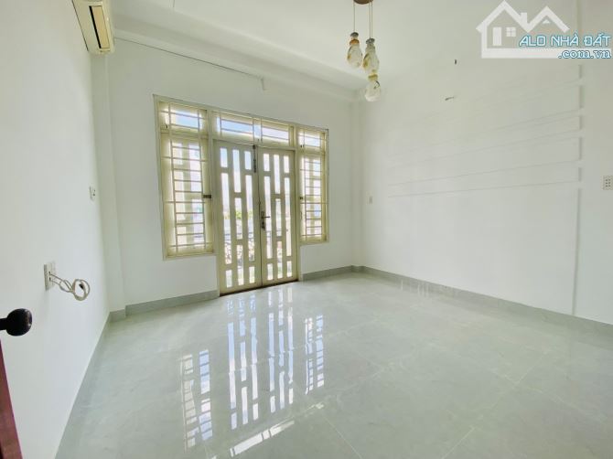 BÁN BIỆT THỰ RIÊNG - HXH THÔNG - 3 TẦNG - 53M2 - 4PN - CHỈ 6,79 TỶ DƯƠNG THỊ MƯỜI Q12 - 3