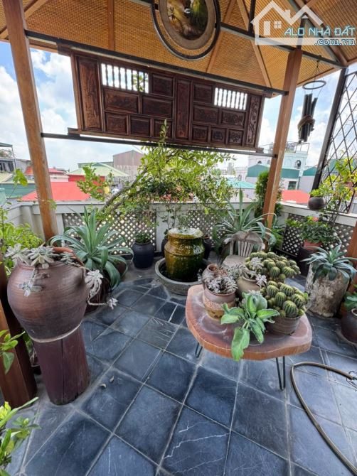Cực phẩm Nguyễn Khoái, Vĩnh Hưng có 1 không 2 - 4