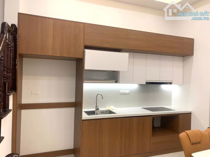 bán nhà cổ nhuế 48m2 - mặt tiền 4 - 4 tầng - giá 9.5 tỷ - Nhà dân xây, đã full nội thất - 4