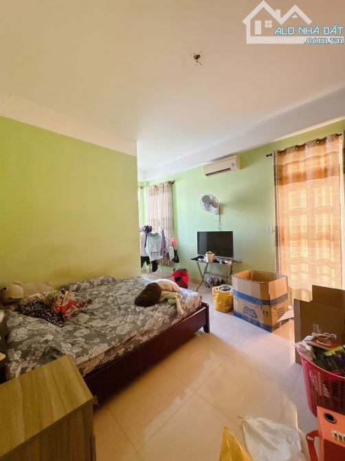 HÀNG NGỘP - BÁN GẤP NHÀ 4 TẦNG - HXT - NGANG 6M - 70M2 - TRUNG TÂM QUẬN 4 - CHỈ 5.5 TỶ - 4