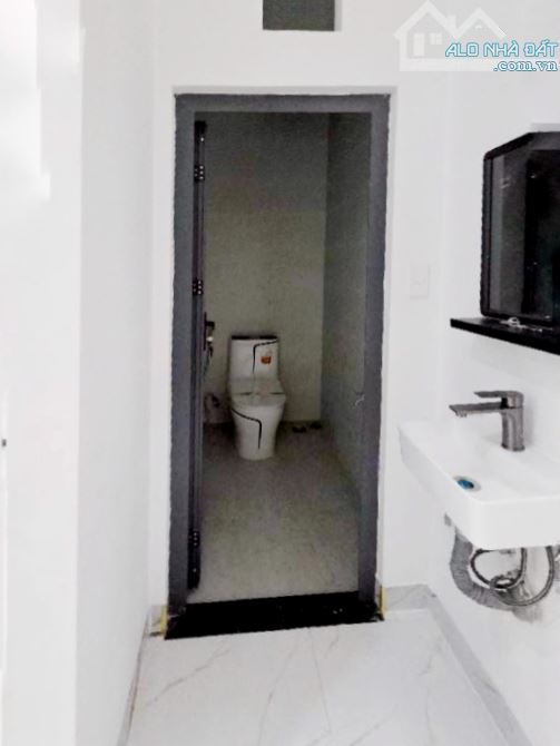 SHR - 6,8 tỷ. Nhà mới full nội thất ở ngay 4 tầng - 4x13m, hẻm 5m, Bình Tiên Q6 - 4