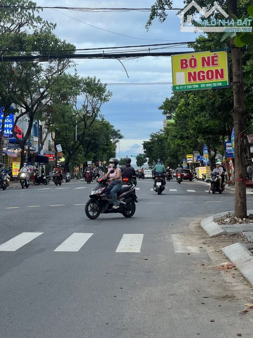 🔥 Đất mặt tiền Lý Thái Tông . Trục thông biển , Cách biển 100m,   👉Cách ngả tư 3 căn nha - 4