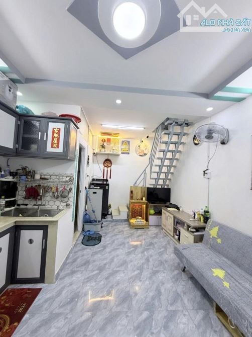 QUẬN 11 tp HCM - NHÀ CỰC HOT CHỈ 2.85 TỶ ! - 3