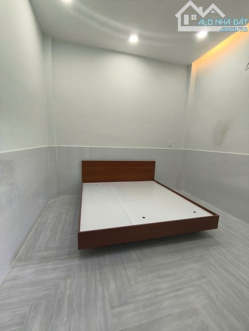 BÁN NHÀ KHU MẪU GIÁO CÁCH LỘ 50M - 5M X 24M SHR - 4