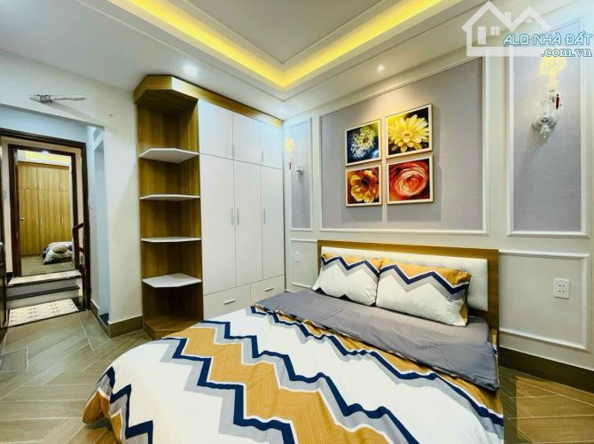 BÁN NHÀ GIẢI PHÓNG, HOÀNG MAI, VIEW HỒ, 6 TẦNG THANG MÁY, 1 NHÀ RA Ô TÔ TRÁNH, 50M2 - 4