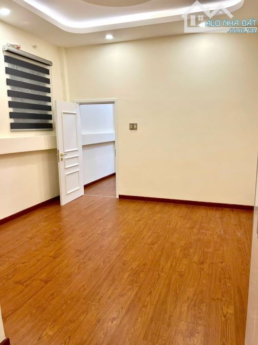 Bán nhà 2 mặt tiền đường Phan Xích Long Q11 dt( 4 x 20m) giá 13 tỷ - 4