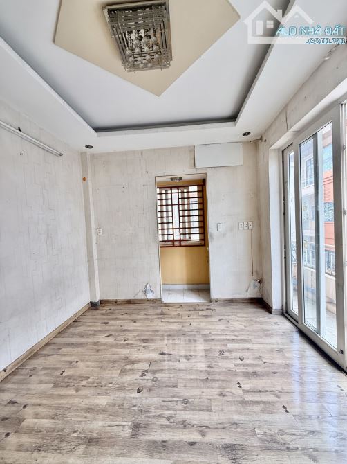 Bán nhà mặt tiền đường khu Cư Xá Đô Thành DT 42m2 5 tầng giá 13.5 tỷ TL - 4