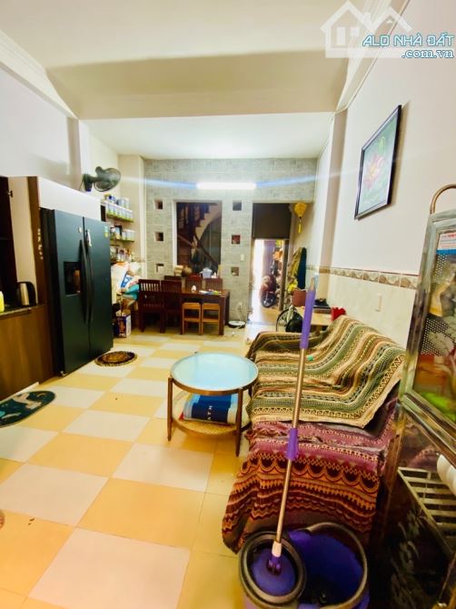 BÁN NHÀ MẶT TIỀN KHU TÊN LỬA 64m2 2 LẦU - CHỈ 6.3 TỶ TL. - 4