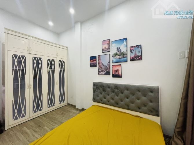 KHƯƠNG TRUNG- NHÀ ĐẸP- 3 TẦNG- GIÁ ĐẦU TƯ - 4