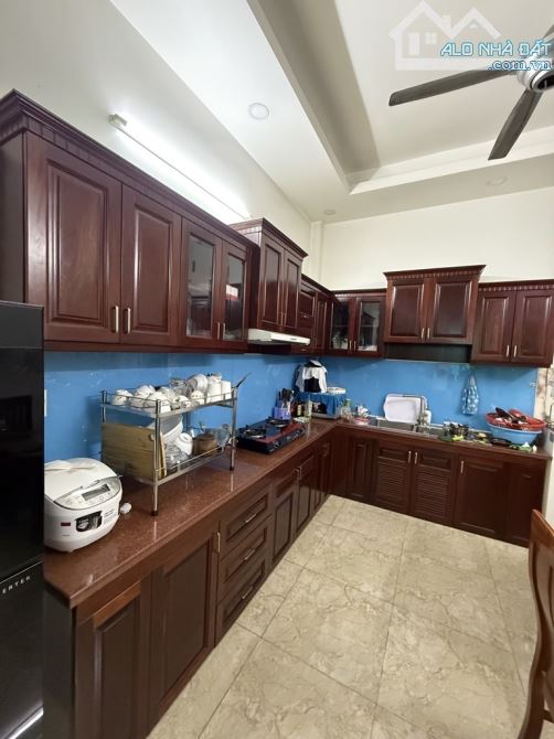 BÁN NHÀ SIÊU PHẨM ĐÔNG HƯNG THUẬN 27 QUẬN 12, XE HƠI NGỦ TRONG NHÀ, DT 60M²(4× 15), 4 TẦNG - 4