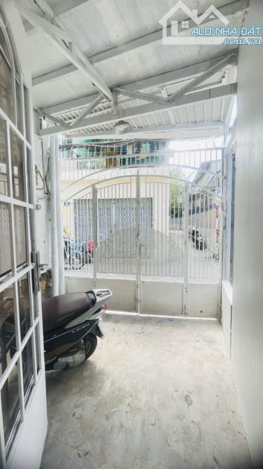 Mặt tiền đường số 7 P.3 GV - 3 tầng 55m2 - dòng tiền 15tr/th - nhỉnh 6 tỷ - 4