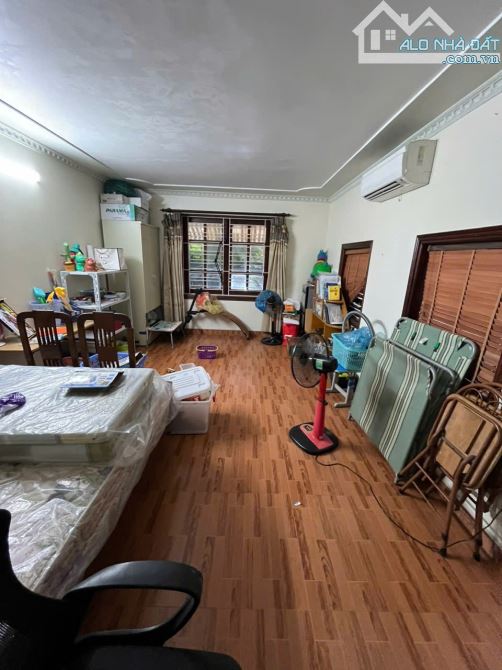 Bán nhà 3 tầng mặt đường Mương An Kim Hải  , DT 205m , Mt 13m chia 3 lô đẹp - 4