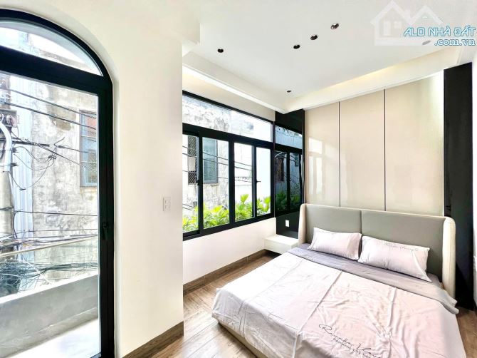 NHÀ ĐẸP 3 TẦNG KIỆT TRẦN CAO VÂN SÁT BÃI ĐẬU OTO - 4