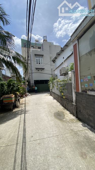BÁN NHÀ HXH 4M LINH TÂY_THỦ ĐỨC. 84M2_ 5.2TỶ_ GẦN CHỢ THỦ ĐỨC.  + HIỆN TRẠNG nhà 2 tầng tố - 4