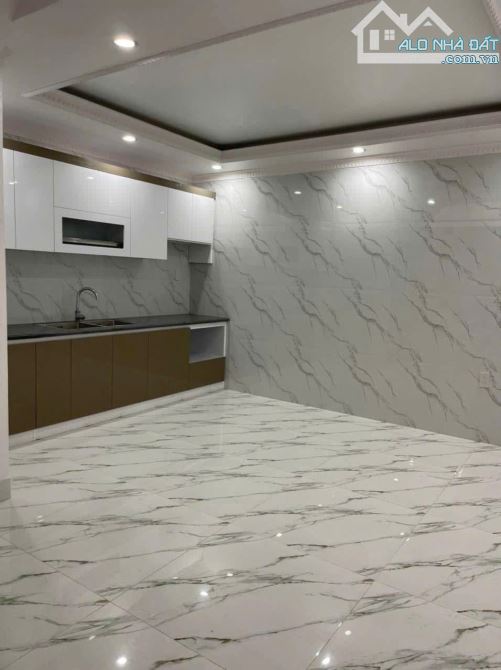 🏡✨ CHÍNH CHỦ CẦN BÁN NHÀ TẠI TUYẾN 2 HỒ SEN VỚI GIÁ CHỈ 3.xx TỶ! - 4