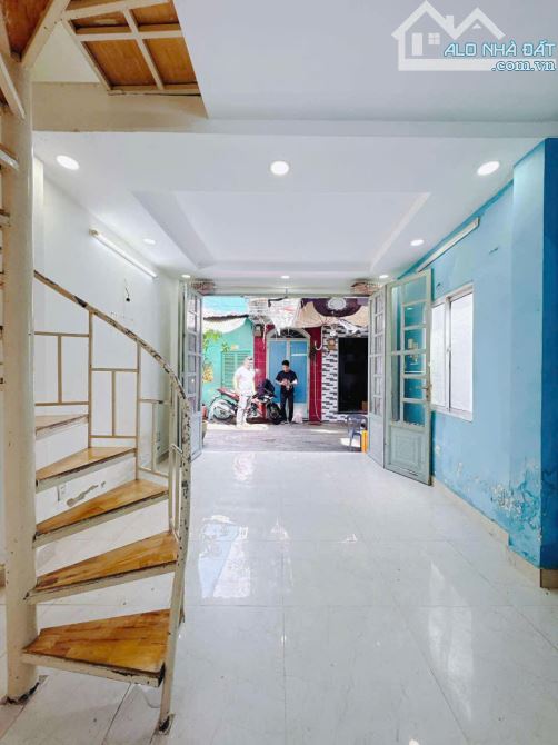 ĐƯỜNG TRƯỚC NHÀ NGANG 4M  DIỆN TÍCH NGANG 3.5 X 6 M... HƠN 2 TỶ - 4