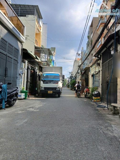 BÁN NHÀ NGUYỄN ẢNH THỦ Q12 - 4 TẦNG 100M2 ( 6.7M X 17M ) - ĐƯỜNG 8M THÔNG - 6.96 TỶ. - 4