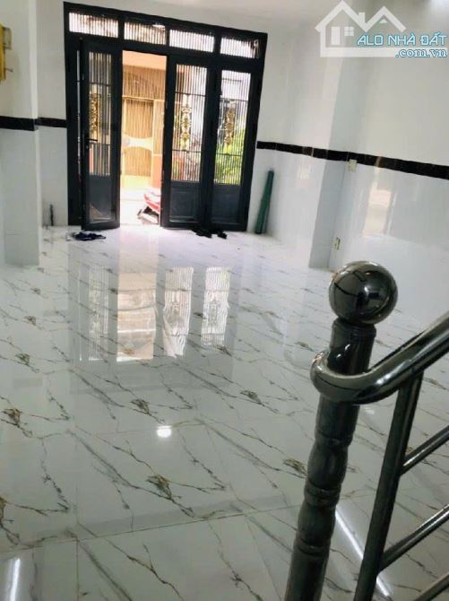 BÁN NHÀ 3 TẦNG MẶT TIỀN DIÊN HỒNG- SÁT CHỢ BÀ CHIỂU-5  PHÚT QUA QUẬN 1-CHỈ 8,9 TỶ - 4