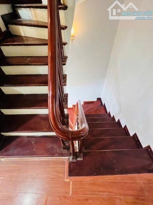 TRẦN DUY HƯNG-CẦU GIẤY-NHÀ ĐẸP MÊ LI-CÁCH Ô TÔ 30M-NGÕ THÔNG-NỞ HẬU-13.5 TỶ - 4