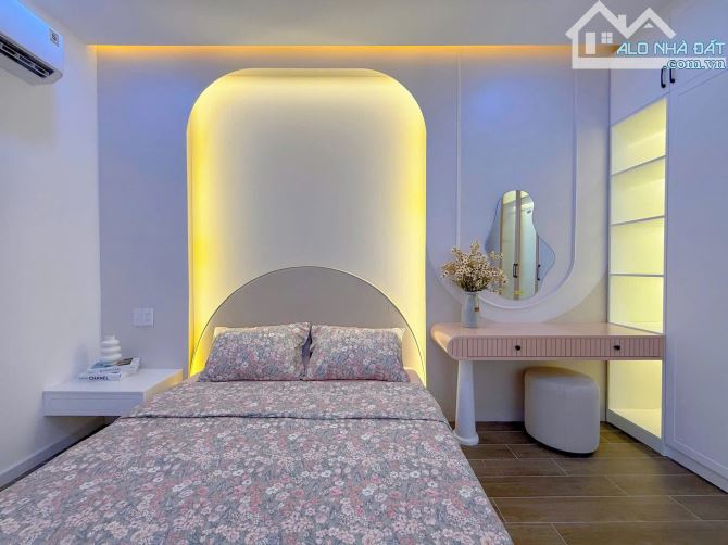 NHÀ ĐẸP KIỆT RỘNG DƯƠNG ĐÌNH NGHỆ - CÁCH MẶT TIỀN CHỈ VÀI BƯỚC CHÂN - 4
