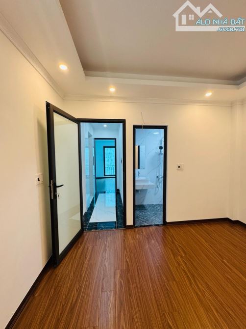 Bán nhà Hai Bà Trưng - 63/73m 5 tầng thang máy giá 10 tỉ - 2 thoáng, gần ô tô, xây mới KCB - 4