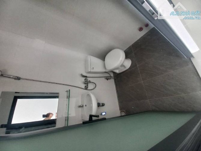 [Lê Văn Sỹ - Quận 3] “Hẻm Xe Hơi Đậu Tận Cửa – Nhà 7 Phòng Ngủ Lý Tưởng Cho Thuê - 4