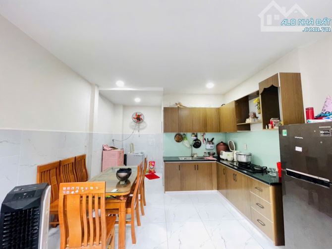 Nhà 2 tầng đường THẠNH XUÂN 24 phường THẠNH XUÂN Q12 DT 46m2 (4x12) hẻm 5m💰3,65Tỷ - 4