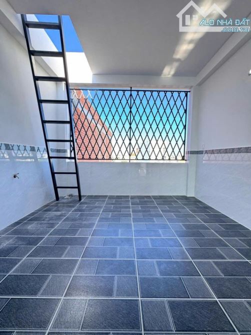 Nhà 5 Tầng - Hẻm ôtô Thông - DT: 4x14= 56m² , Bình Tân Giáp Tân Phú - 4